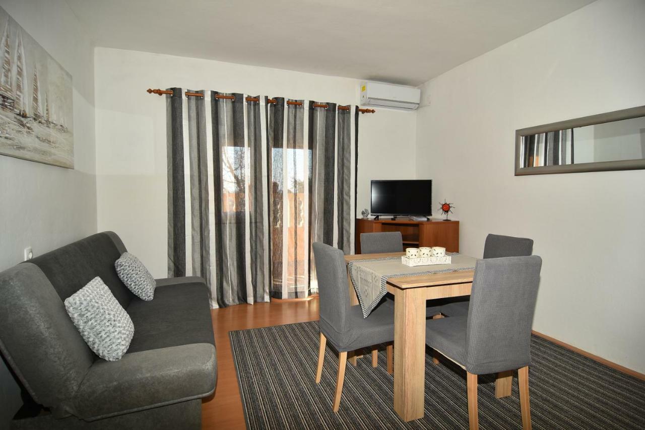 Appartement Nina *